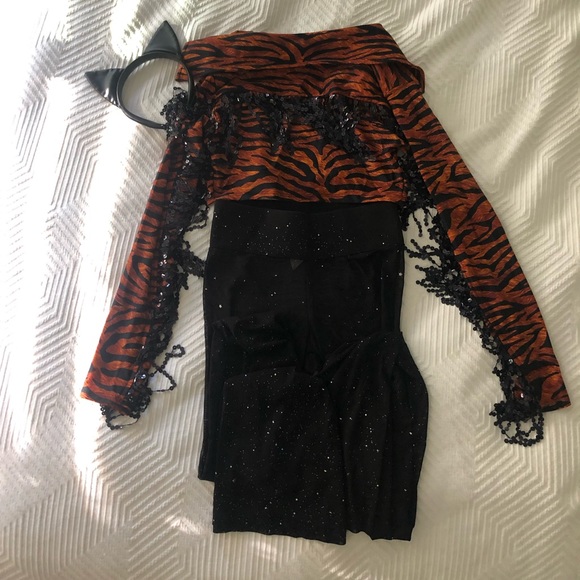Sexy Tiger Cat Outfit Complete Set for Halloween - Picture 4 of 8